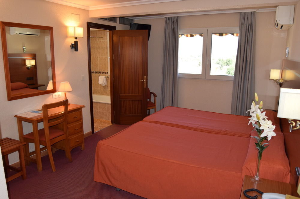Hotel Mari Carmen Guadix Eksteriør bilde