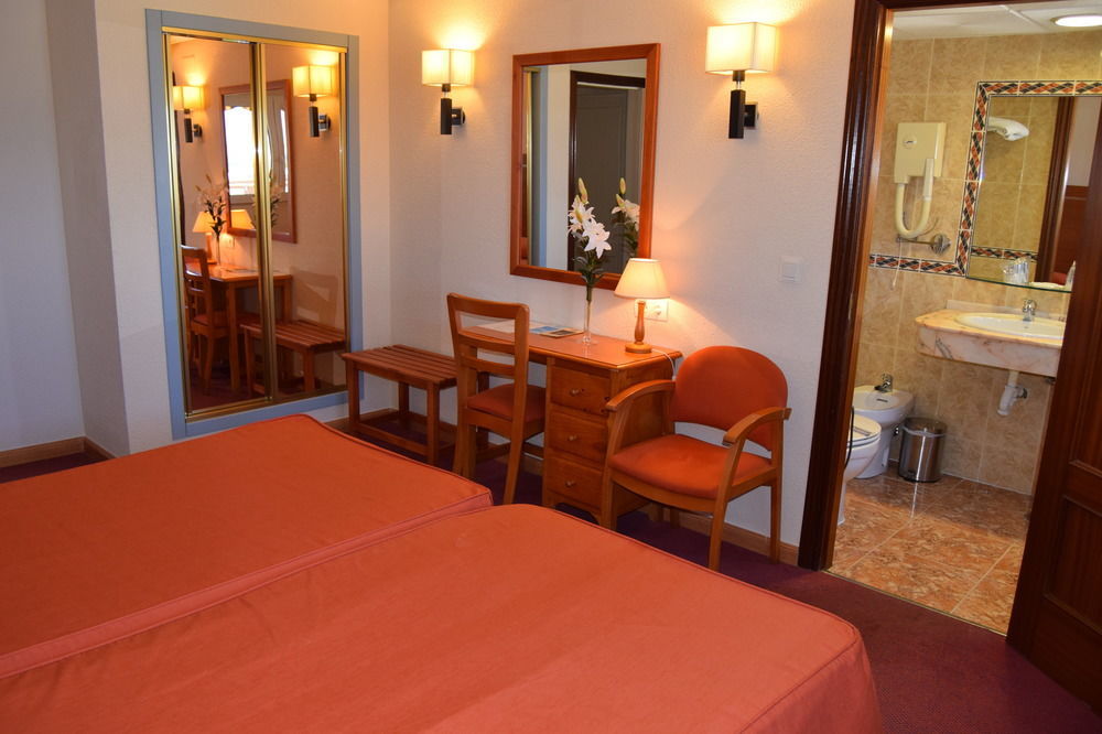 Hotel Mari Carmen Guadix Eksteriør bilde